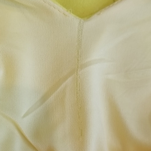 Roxx Hot Yellow Ruffle Deep V neckline Side Zipper Top. M - Picture 12 of 12
